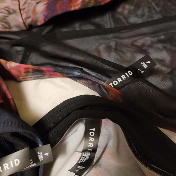 TORRID 3 PCS SWIM SET - Picture 6 of 6